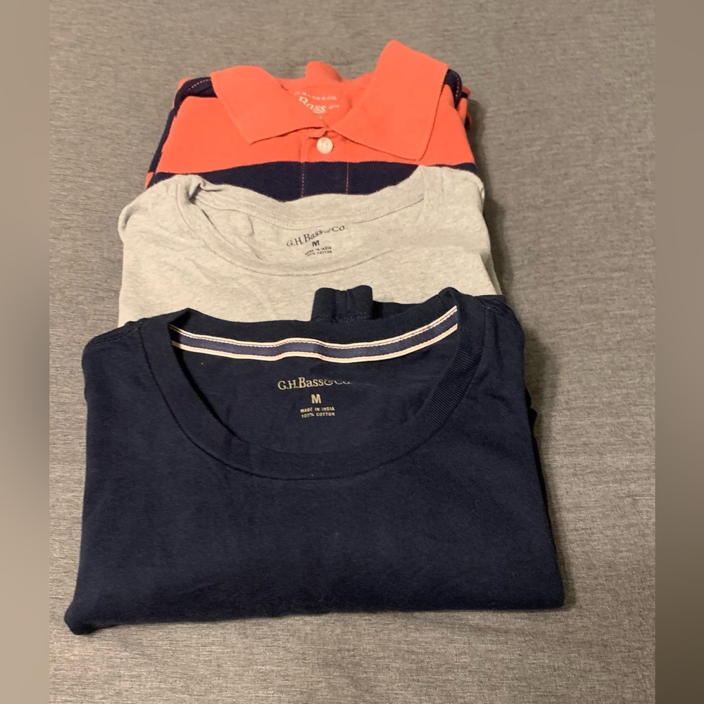 GH Bass & co.mens medium short sleeve shirts